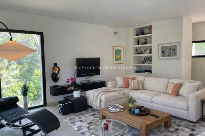 Image No.4-4 Bed House for sale