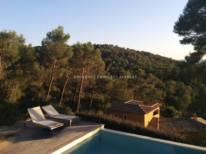 Image No.8-4 Bed House for sale