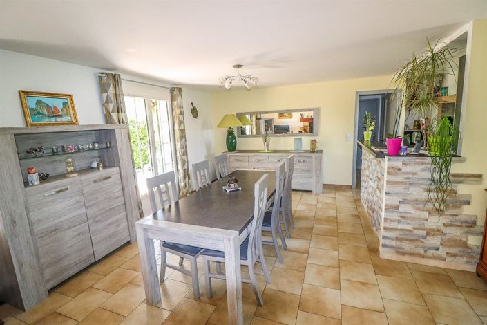 Image No.28-3 Bed House for sale