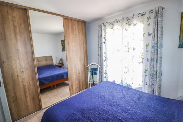 Image No.30-3 Bed House for sale