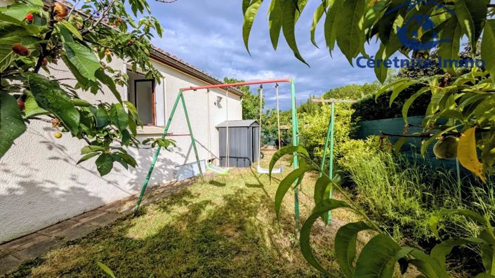 Image No.10-3 Bed House for sale