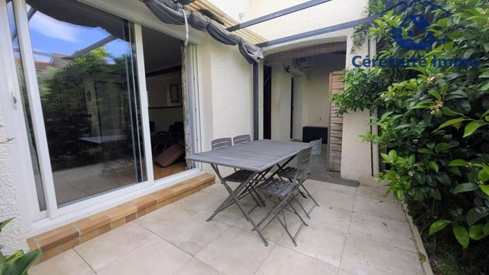 Image No.11-3 Bed House for sale