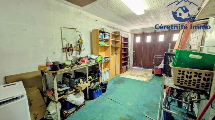 Image No.19-3 Bed House for sale