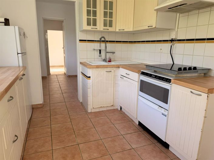 Image No.21-2 Bed House for sale