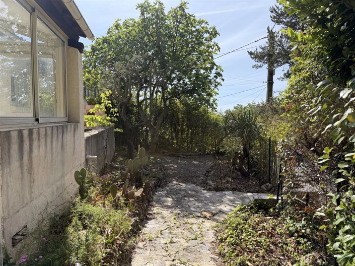 Image No.7-2 Bed House for sale