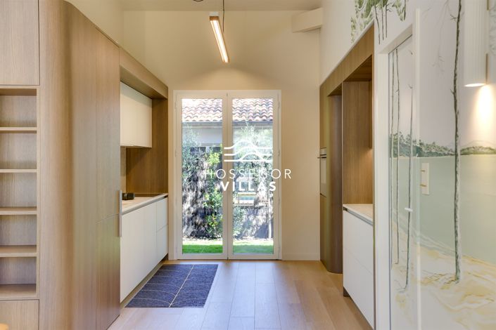 Image No.12-4 Bed House for sale