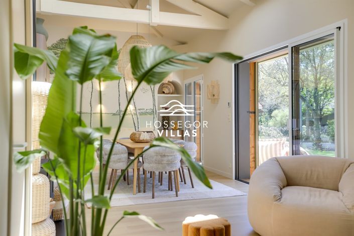 Image No.17-4 Bed House for sale