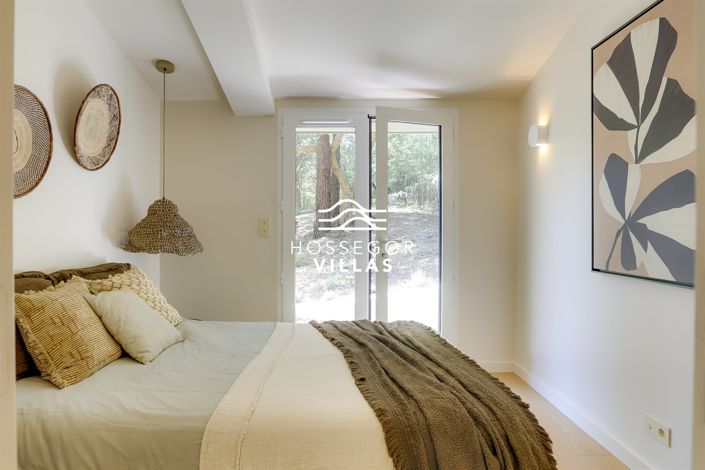 Image No.21-4 Bed House for sale
