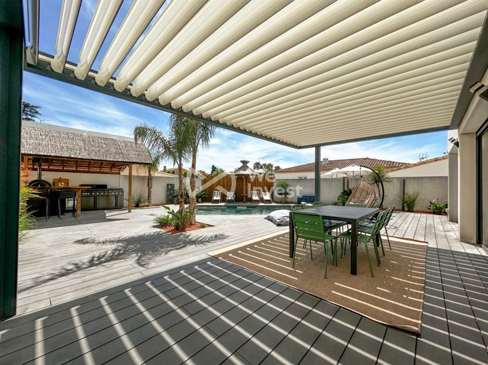 Image No.4-5 Bed Property for sale
