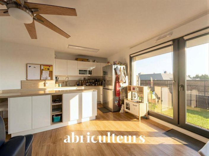 Image No.3-Appartement de 2 chambres à vendre à Colombes