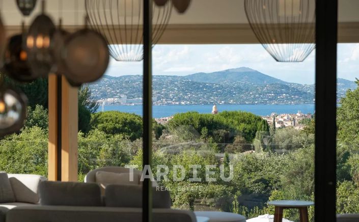 Image No.2-Maison de 11 chambres à vendre à Saint-Tropez