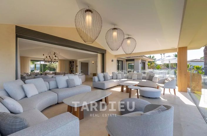 Image No.7-11 Bed House for sale