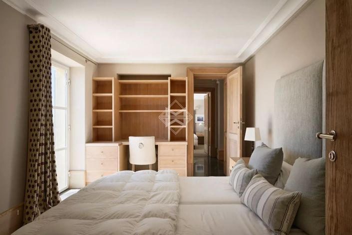 Image No.13-5 Bed House for sale