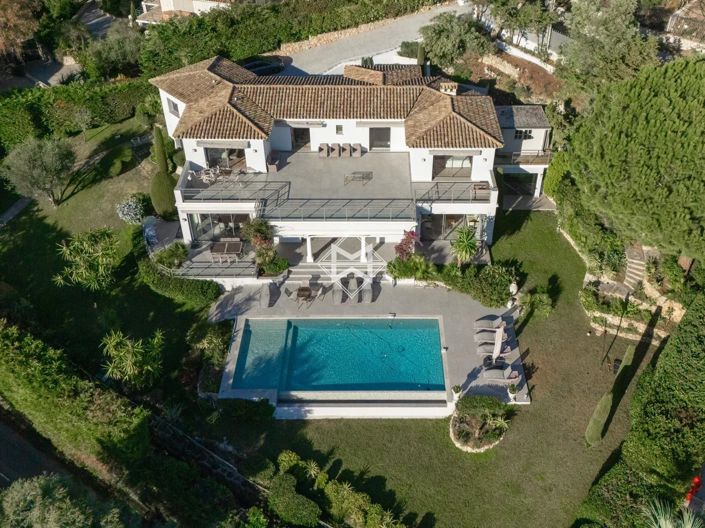 Image No.3-5 Bed House for sale