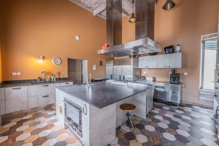 Image No.19-4 Bed House for sale
