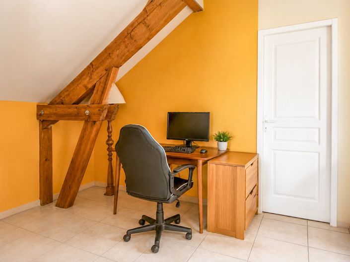 Image No.14-3 Bed House for sale