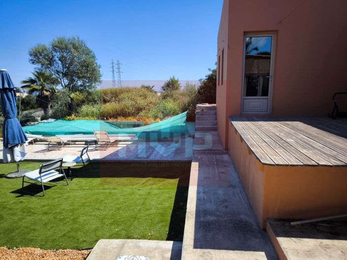 Image No.25-3 Bed House for sale