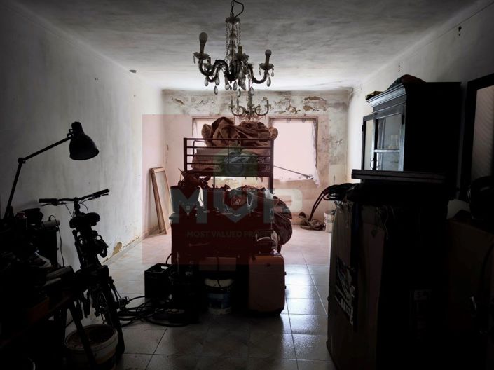 Image No.30-3 Bed House for sale