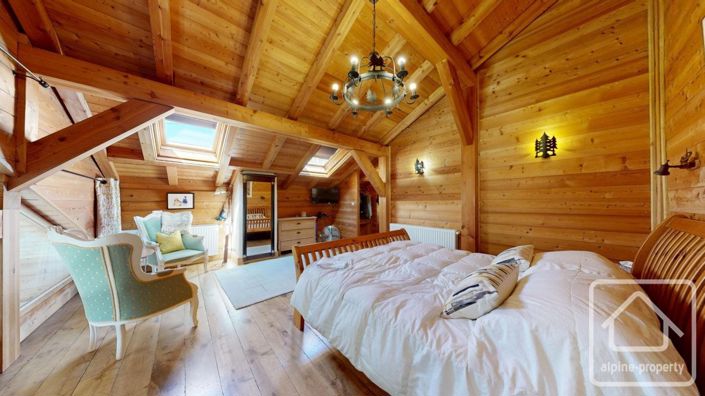 Image No.18-4 Bed Property for sale