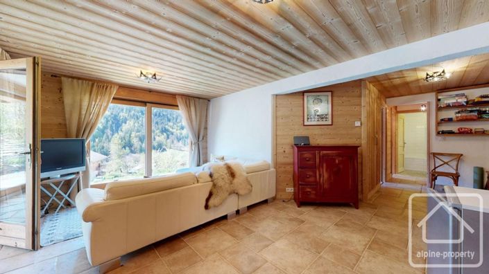 Image No.21-4 Bed Property for sale