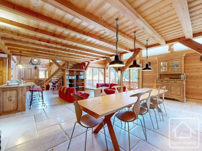 Image No.3-4 Bed Property for sale