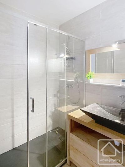 Image No.18-4 Bed Apartment for sale