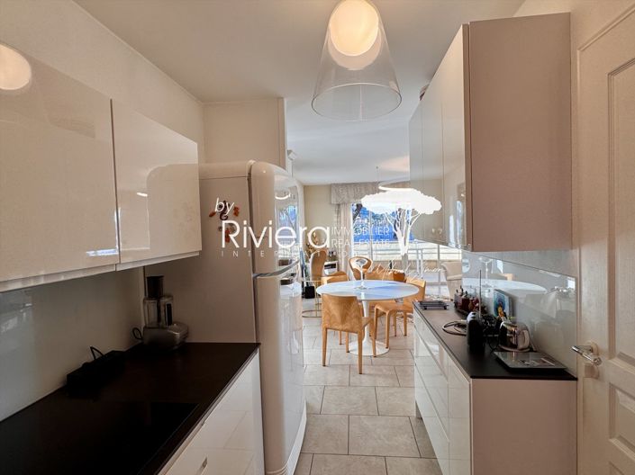 Image No.11-3 Bed Apartment for sale