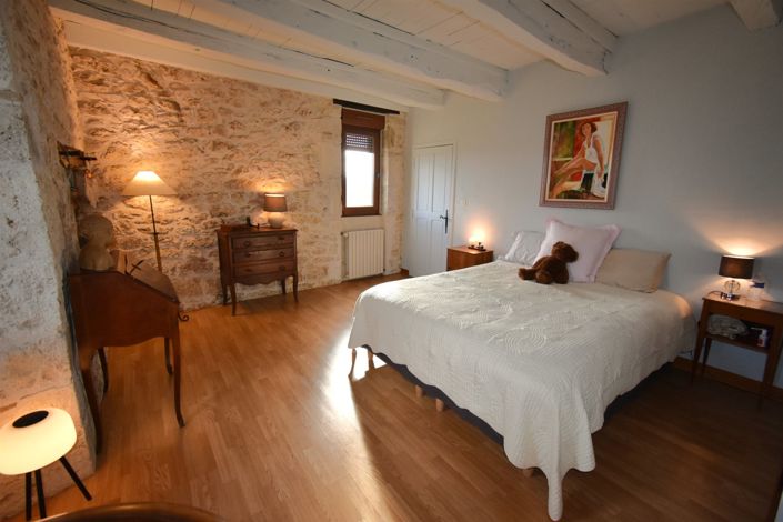 Image No.16-5 Bed House for sale