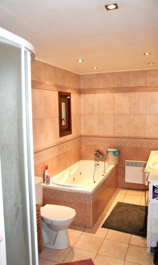 Image No.17-5 Bed House for sale