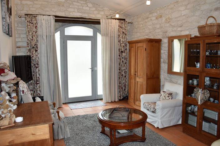 Image No.21-5 Bed House for sale