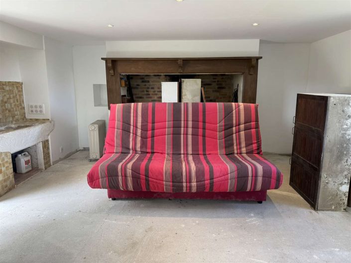 Image No.9-1 Bed House for sale