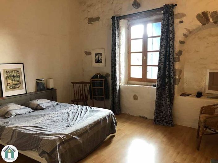 Image No.17-7 Bed House for sale