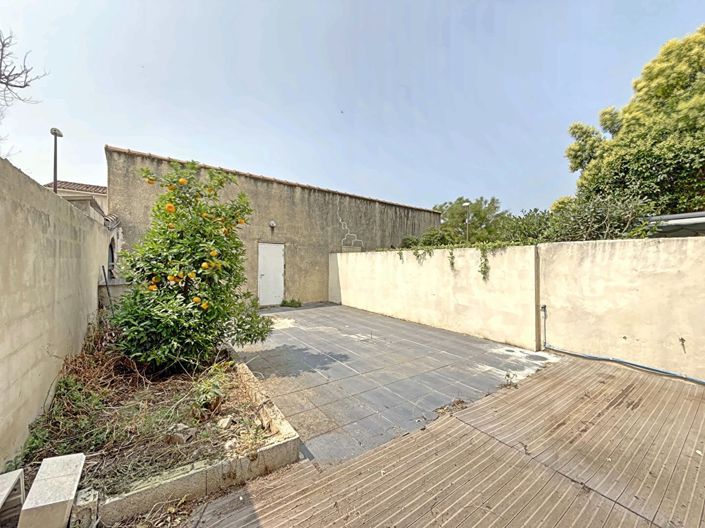 Image No.17-3 Bed House for sale