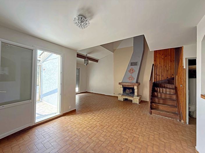 Image No.2-3 Bed House for sale