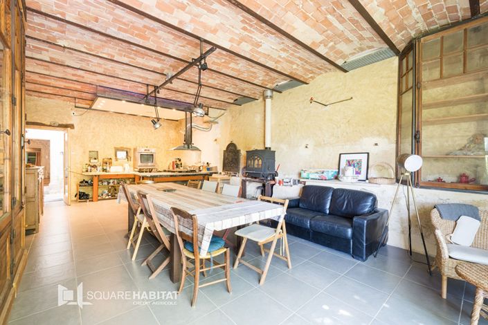 Image No.6-9 Bed House for sale