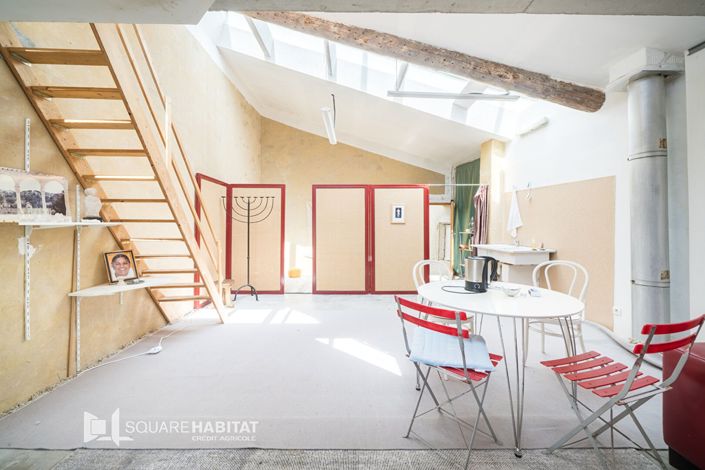 Image No.7-9 Bed House for sale