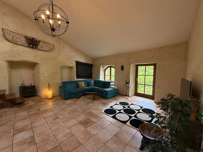 Image No.3-3 Bed House for sale