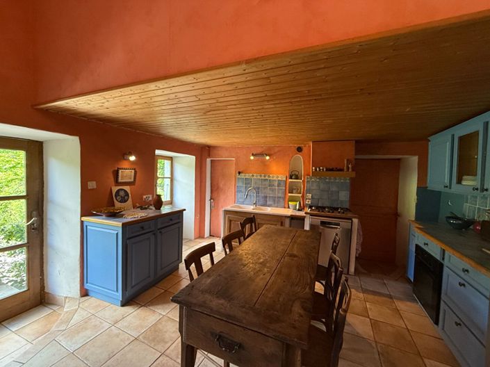Image No.9-3 Bed House for sale