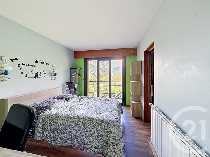 Image No.11-6 Bed House for sale