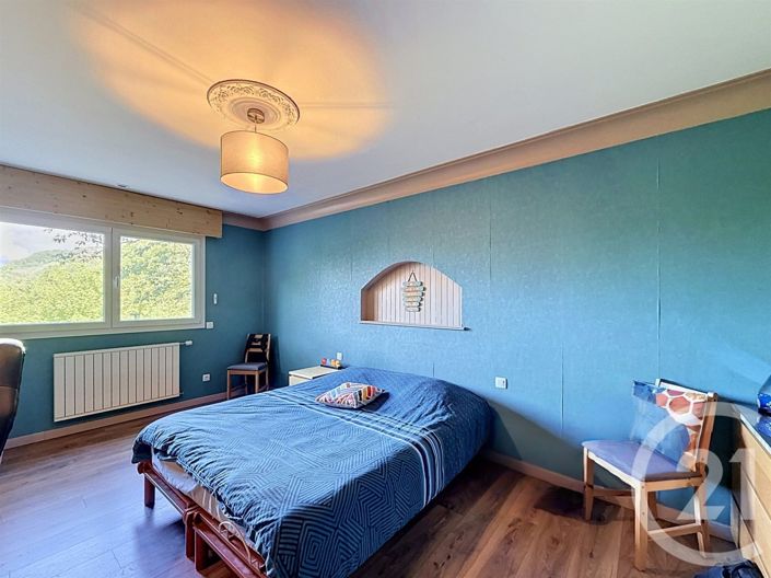 Image No.15-6 Bed House for sale