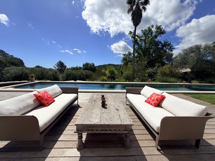 Image No.3-4 Bed House for sale