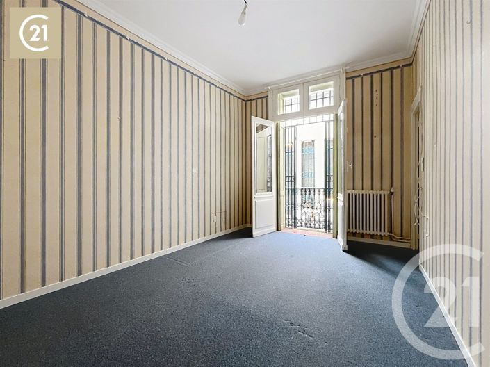 Image No.11-4 Bed Apartment for sale