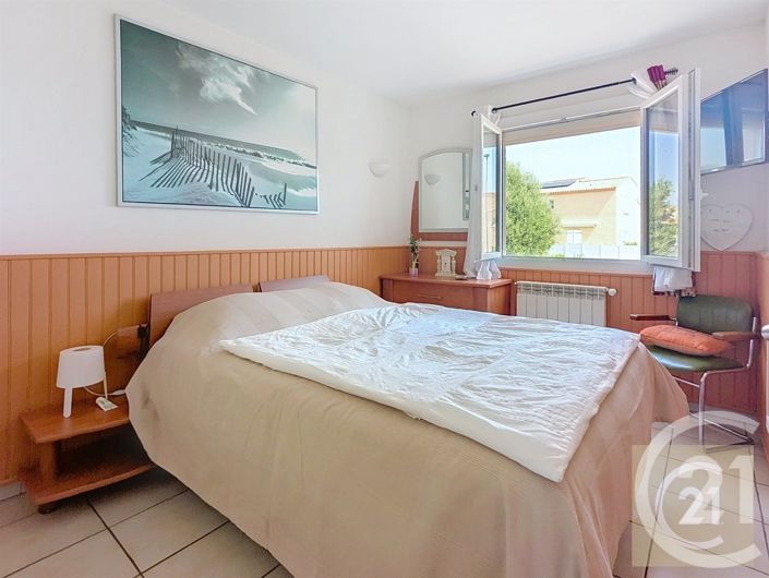 Image No.23-4 Bed House for sale