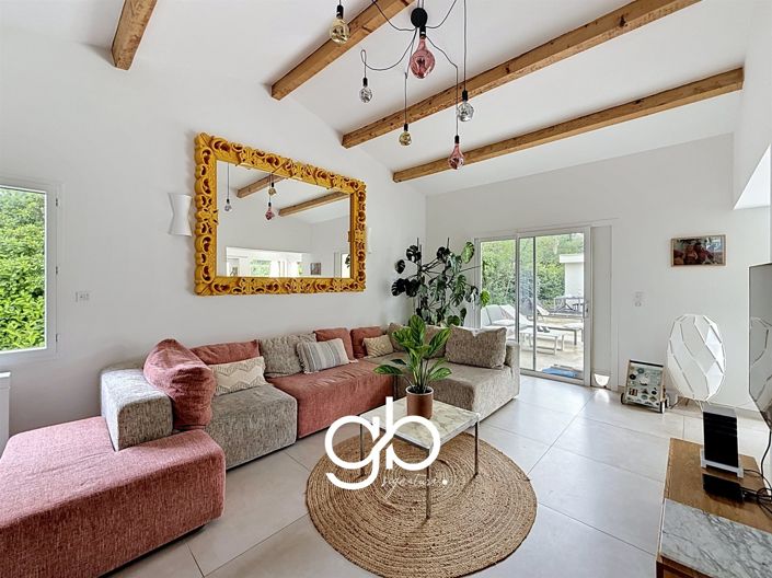 Image No.4-5 Bed House for sale