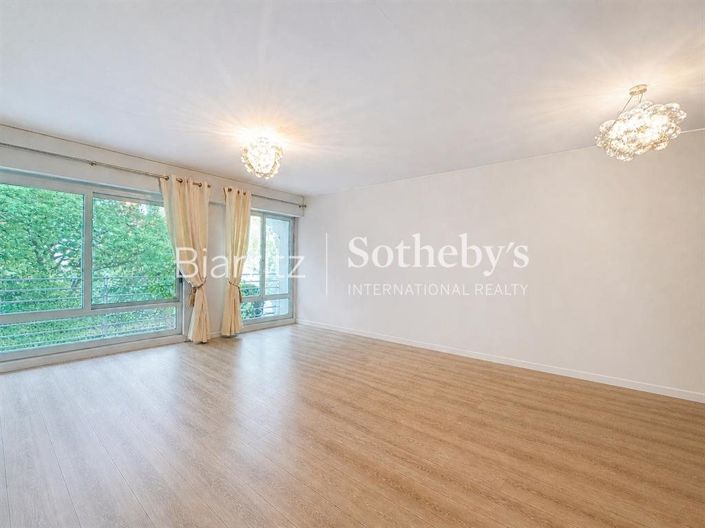 Image No.2-3 Bed Apartment for sale