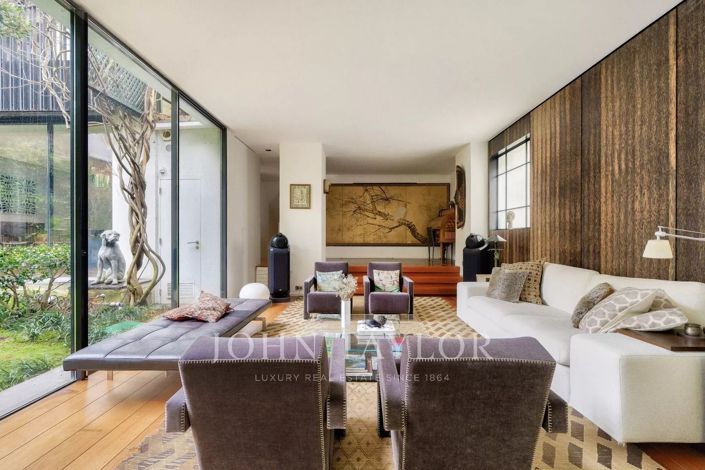 Image No.6-5 Bed House for sale