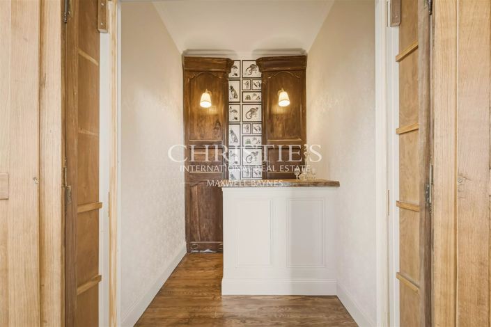 Image No.24-11 Bed House for sale