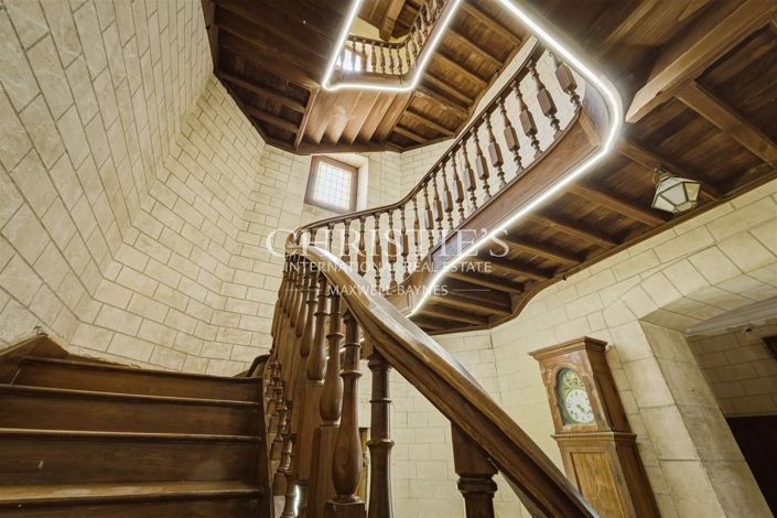 Image No.31-11 Bed House for sale