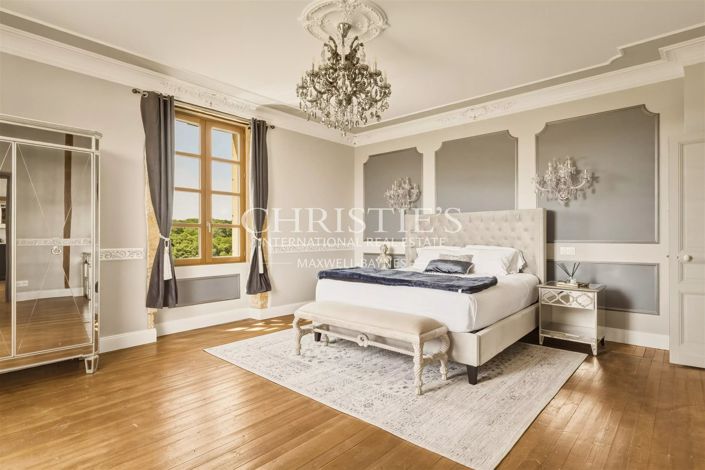 Image No.38-11 Bed House for sale