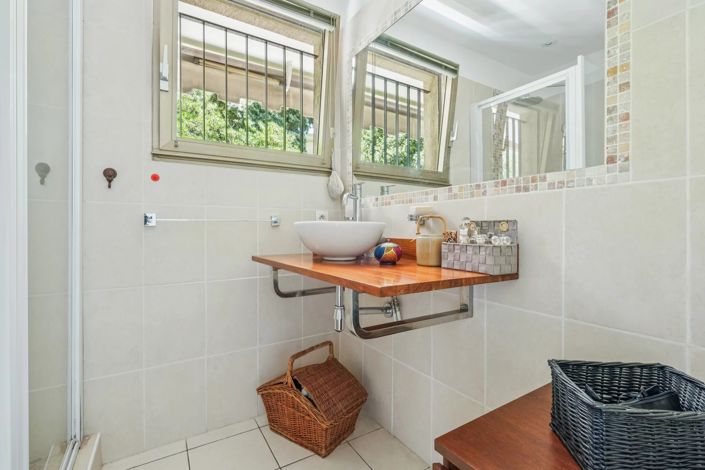 Image No.18-2 Bed Apartment for sale
